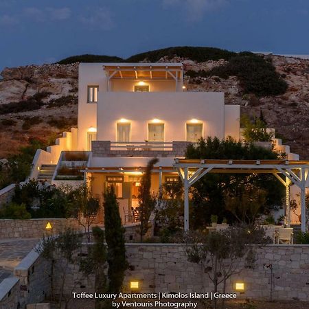 Vila Toffee Kímolos Exteriér fotografie