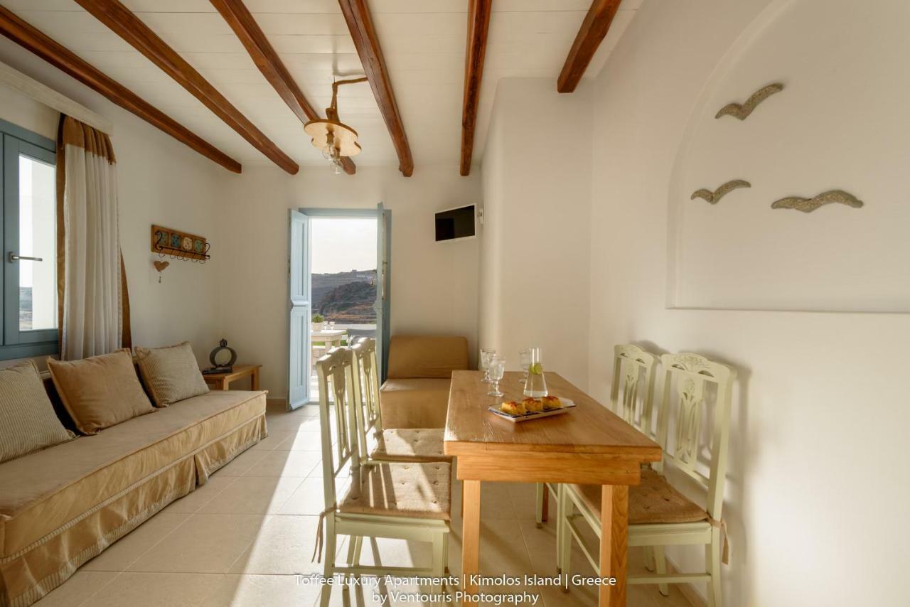 Vila Toffee Kímolos Exteriér fotografie