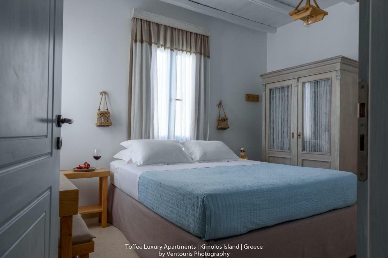 Vila Toffee Kímolos Exteriér fotografie